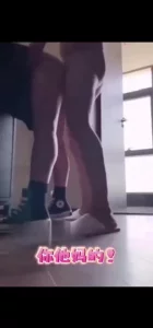 体育生后入喷水